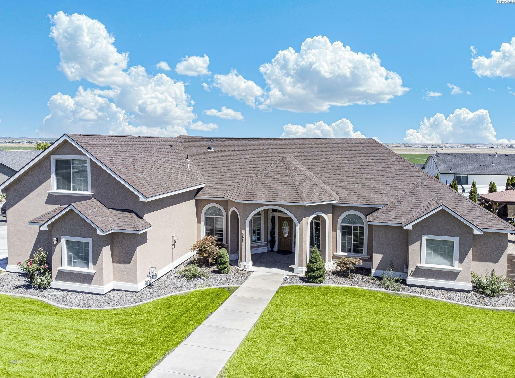 Property Photo: 4807 Adobe Dr WA 99301