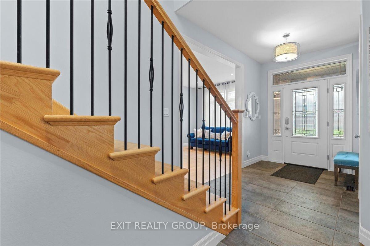 Property Photo: 32 Vertis Court ON K8N 0C9