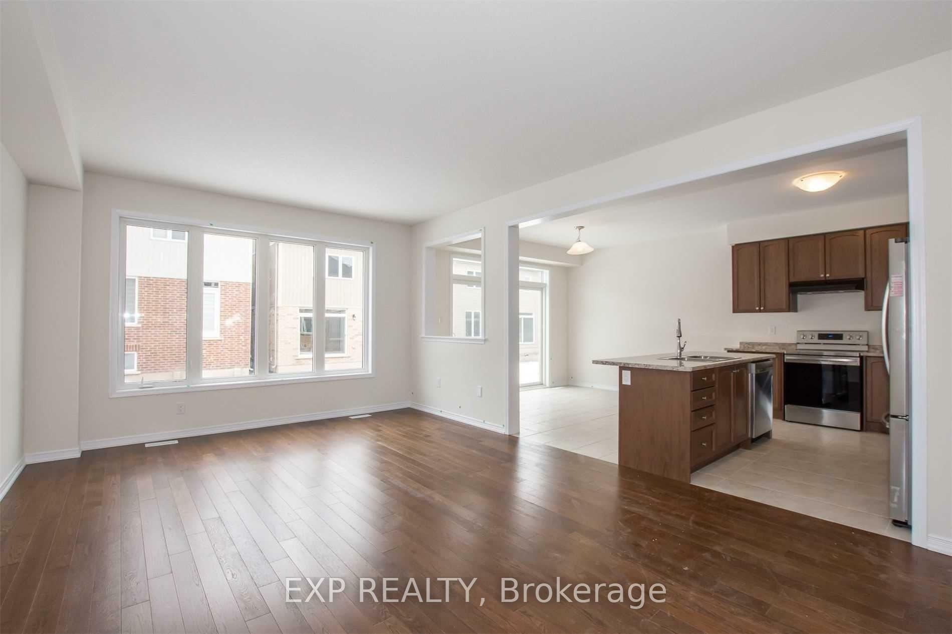 Property Photo: 8005 Odell Crescent ON L2H 3R7