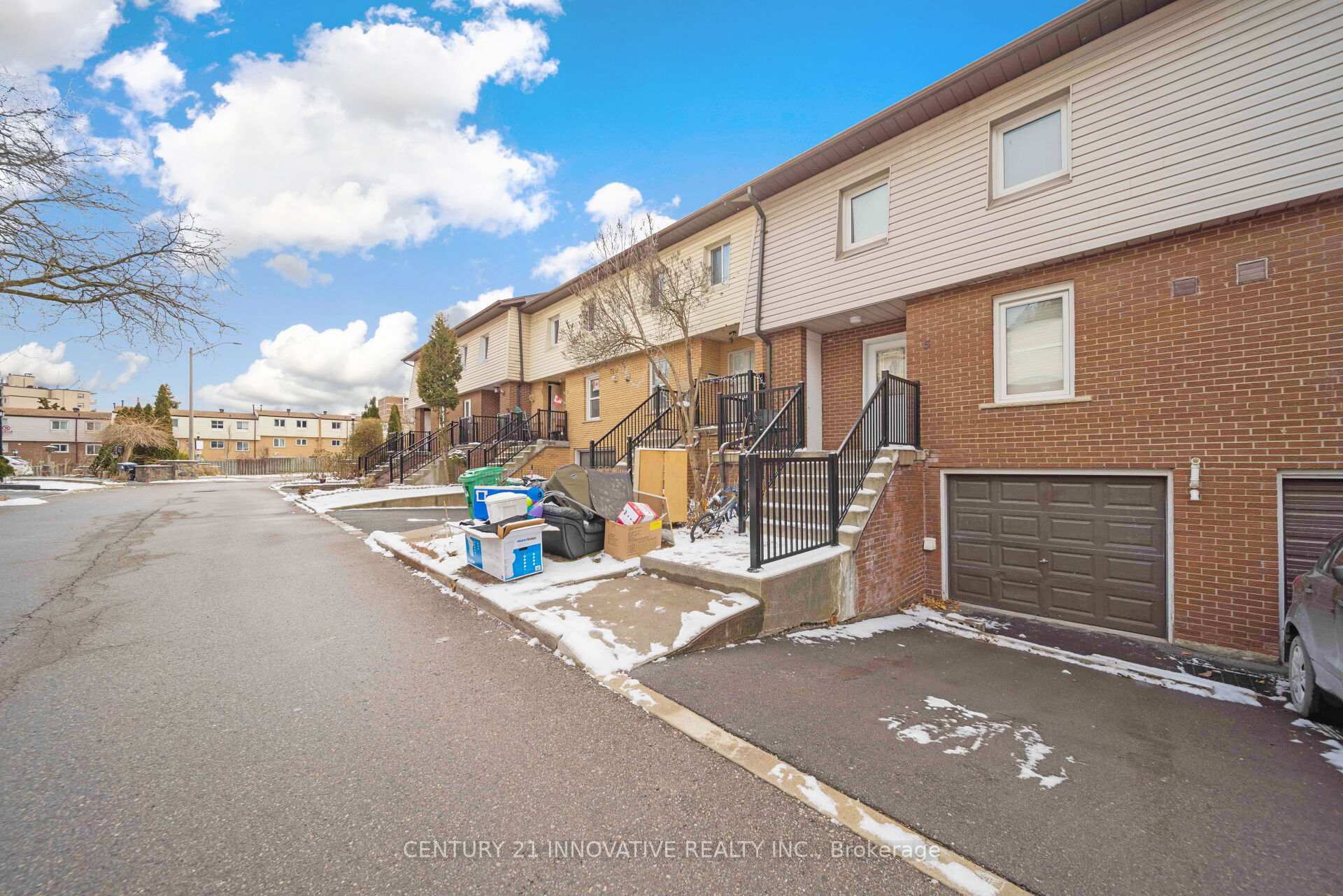 3175 Kirwin Avenue 5  Mississauga ON L5A 3M4 photo