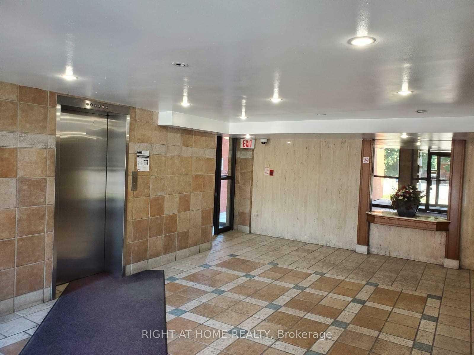 Property Photo: 1703 McCowan Road E 206 ON M1S 4L1