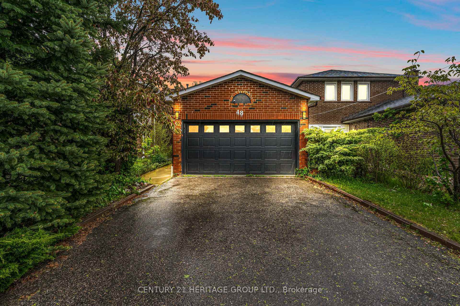 Property Photo: 48 Gray Crescent ON L4C 5V5