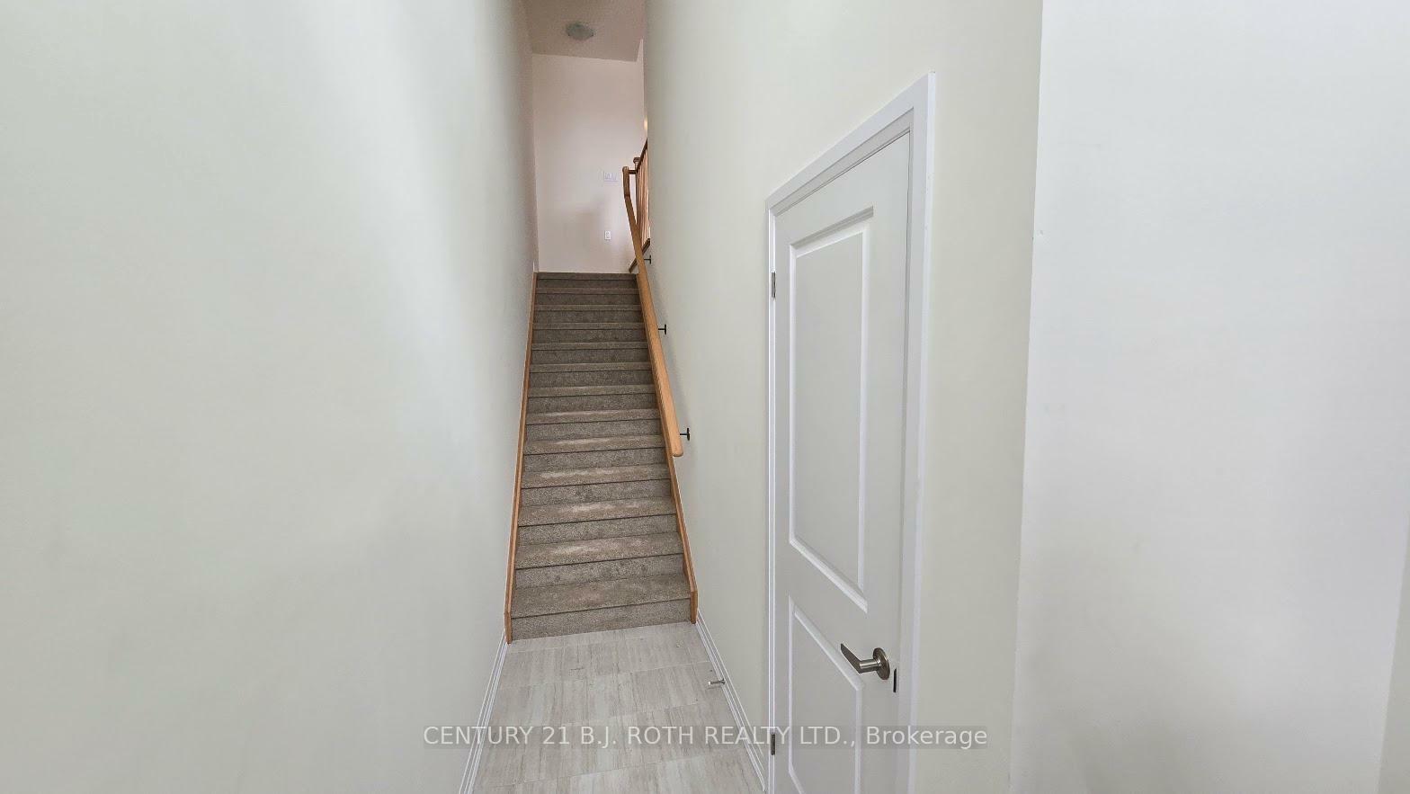 Property Photo: 546 Hudson Crescent ON L4R 0J1