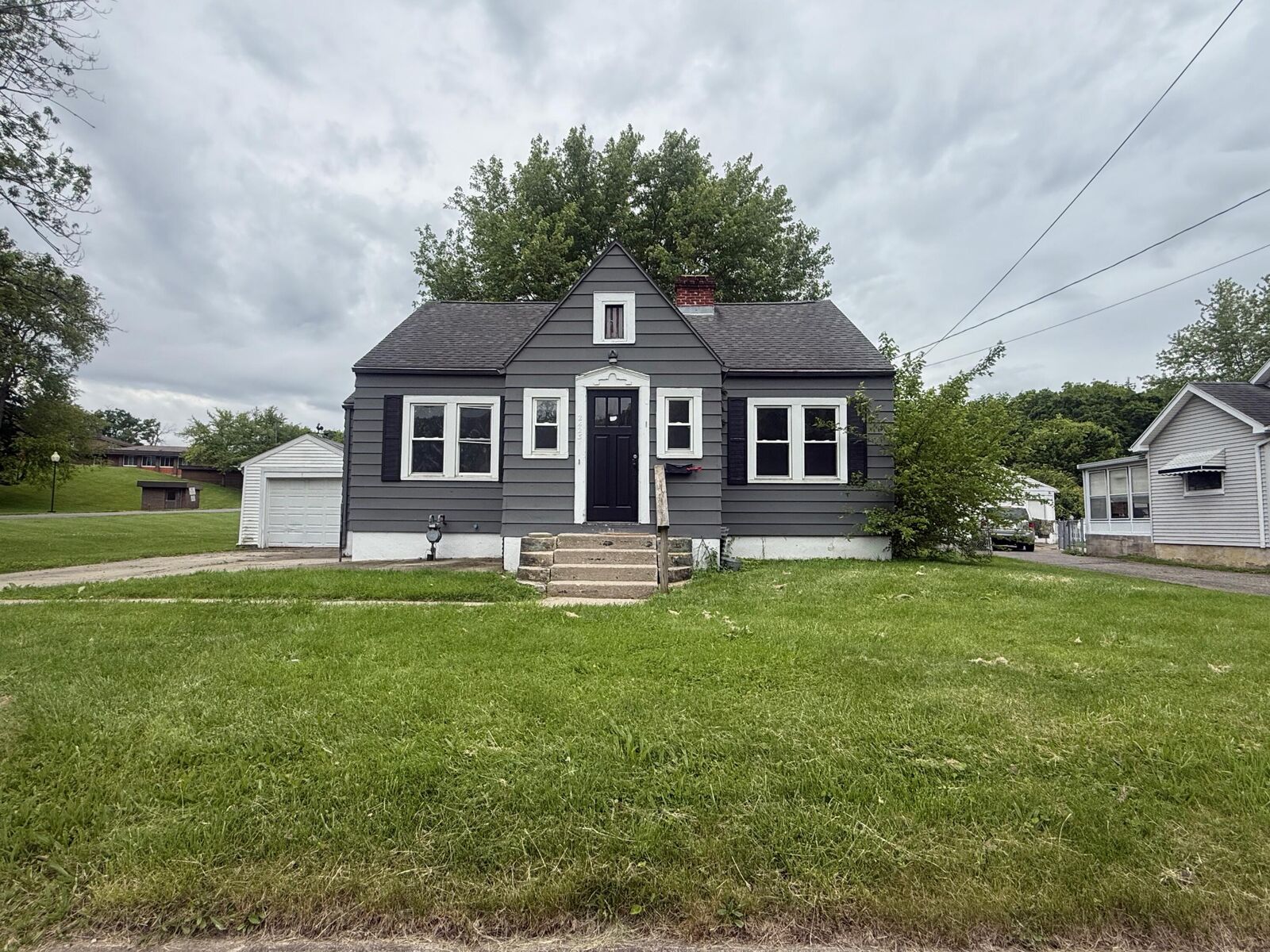 Property Photo: 2423 Kenton Street OH 45505