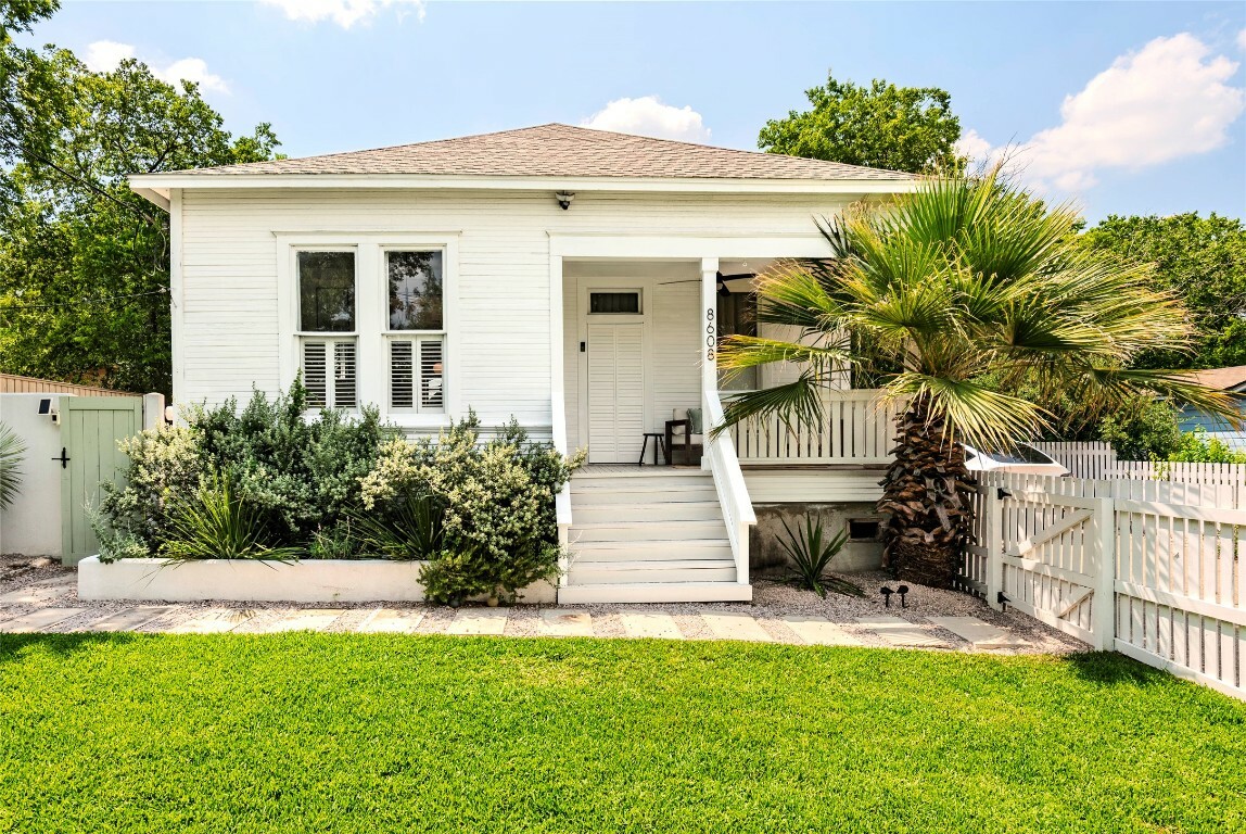Property Photo:  8608 Georgian Drive  TX 78753 