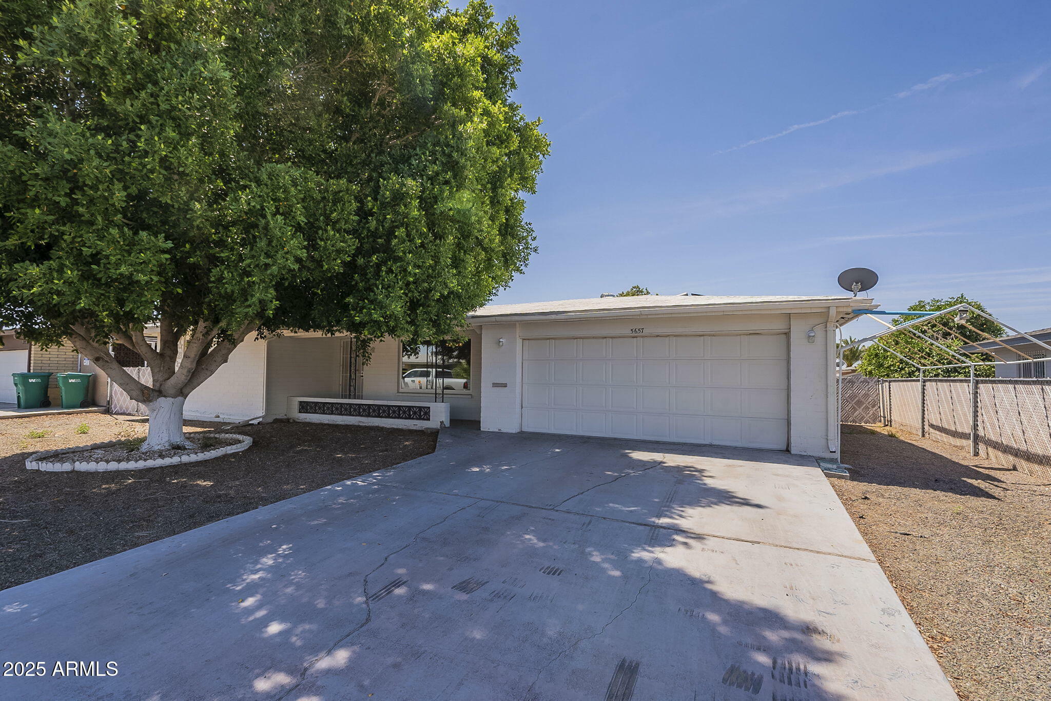 5657 E Dallas Street  Mesa AZ 85205 photo