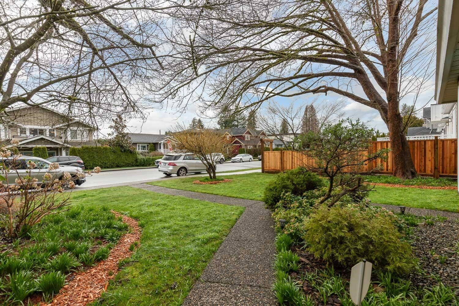 Property Photo: 348 E 17 Street BC V7L 2V9