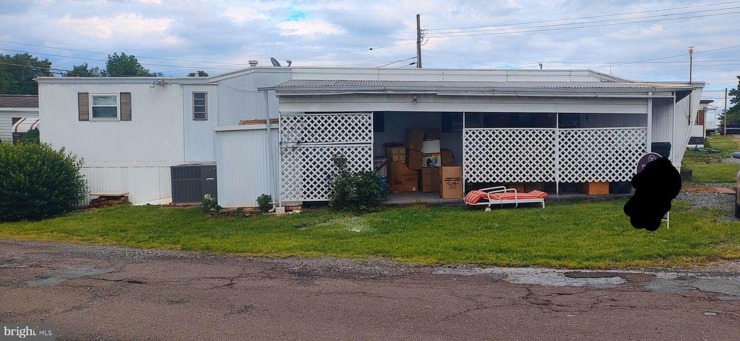 Property Photo: 215 Bordic Road PA 19606