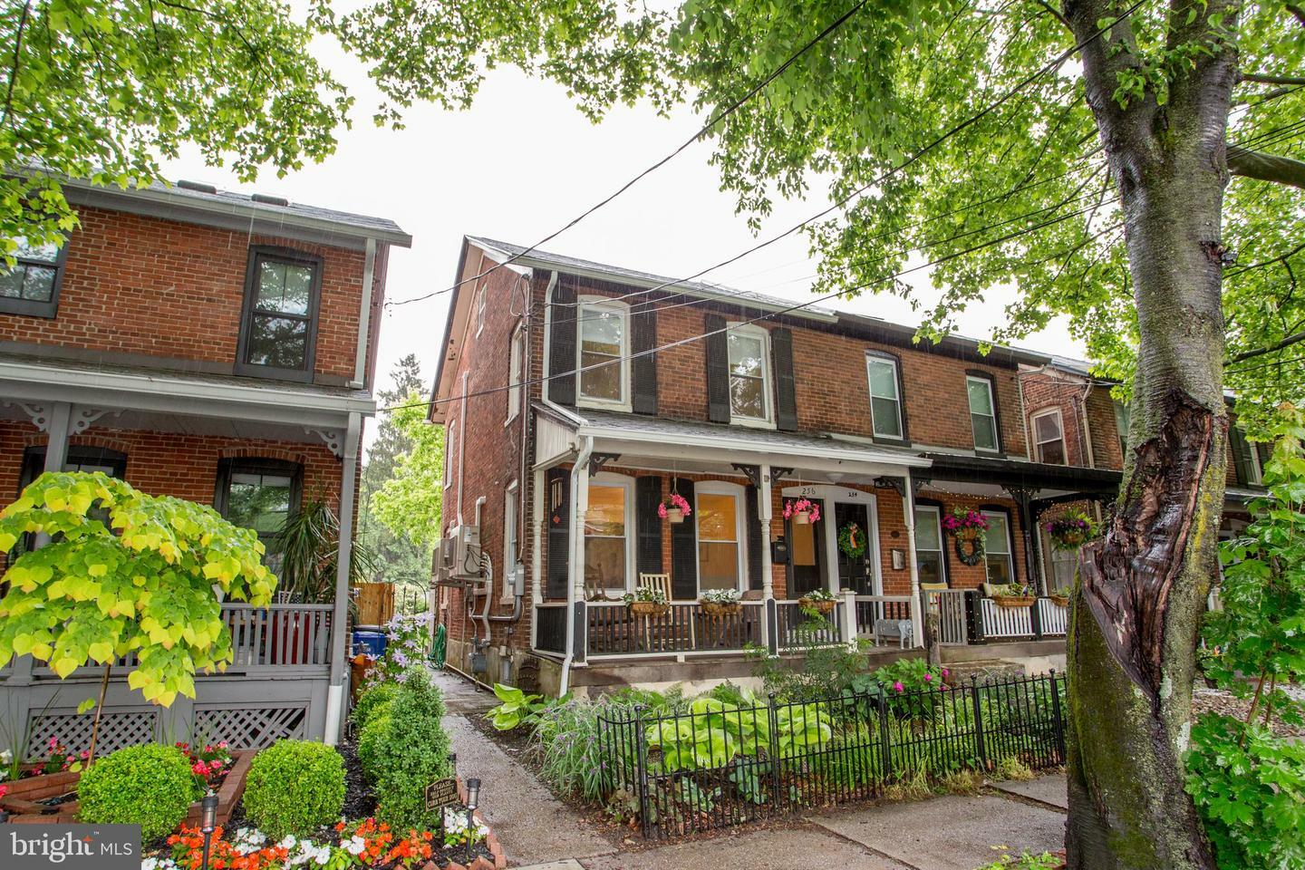 Property Photo: 256 N Union Street NJ 08530