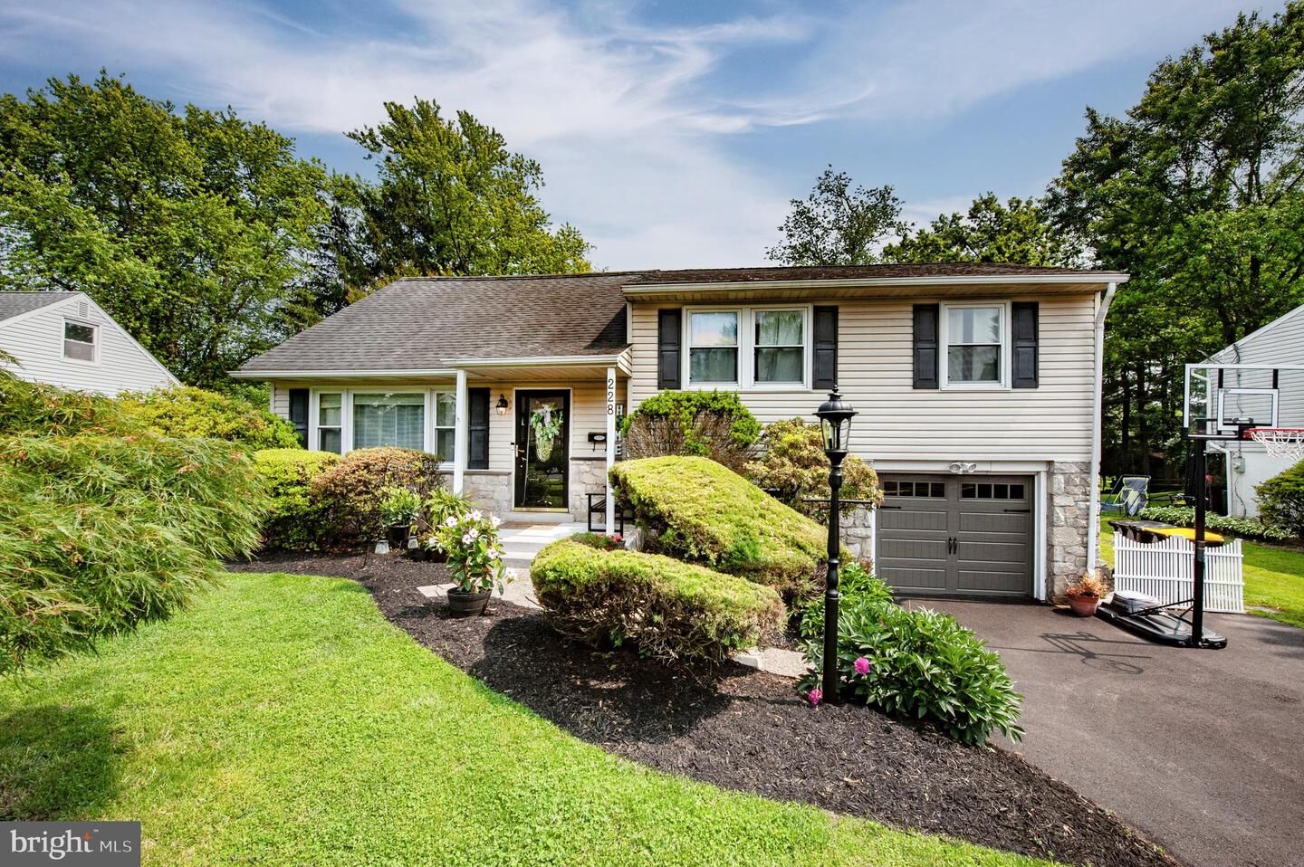Property Photo: 228 Woodlawn Drive PA 19446