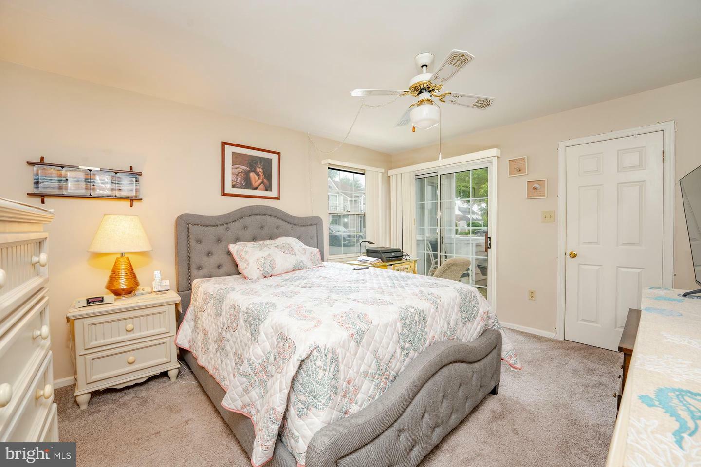 Property Photo: 550 Central Avenue E2 NJ 08221