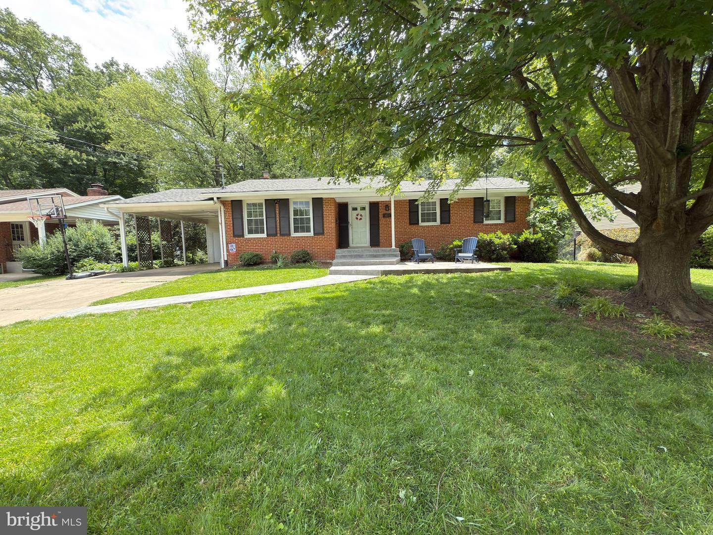 10317 Cardinal Road  Fairfax VA 22030 photo