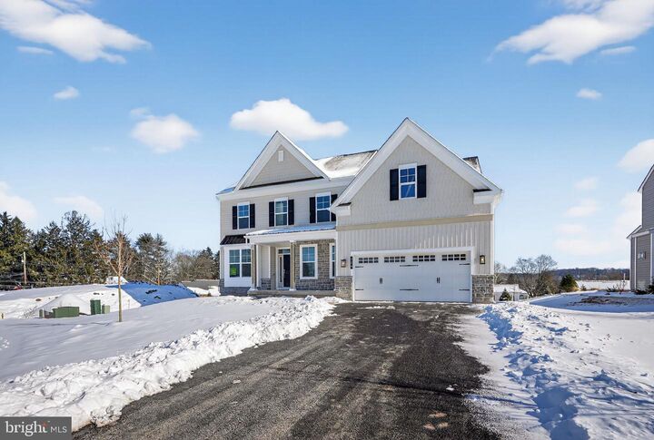 Property Photo:  126 Ashford Drive  PA 18036 