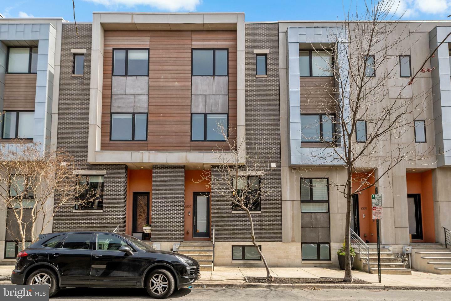 Property Photo:  1007 S 17th Street  PA 19146 