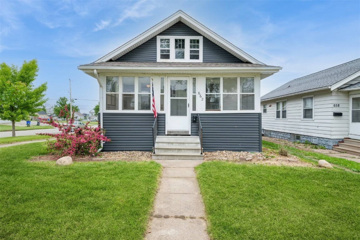 662 19th Avenue SW  Cedar Rapids IA 52404 photo