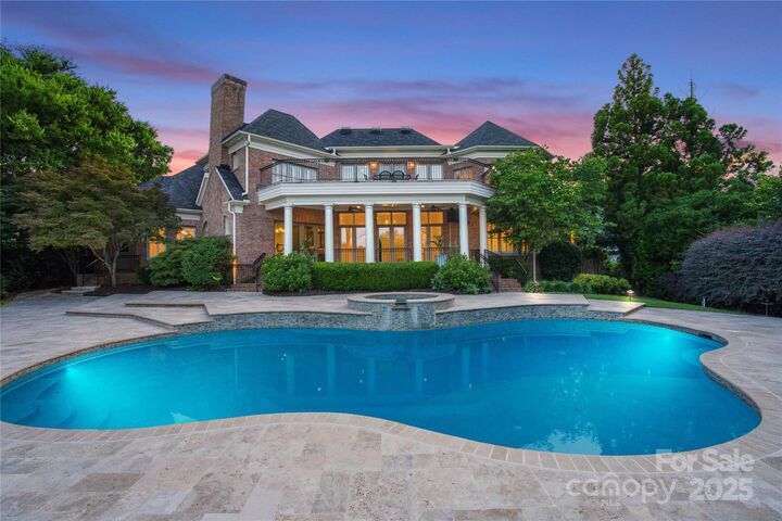 Property Photo: 8721 Lake Challis Lane NC 28226
