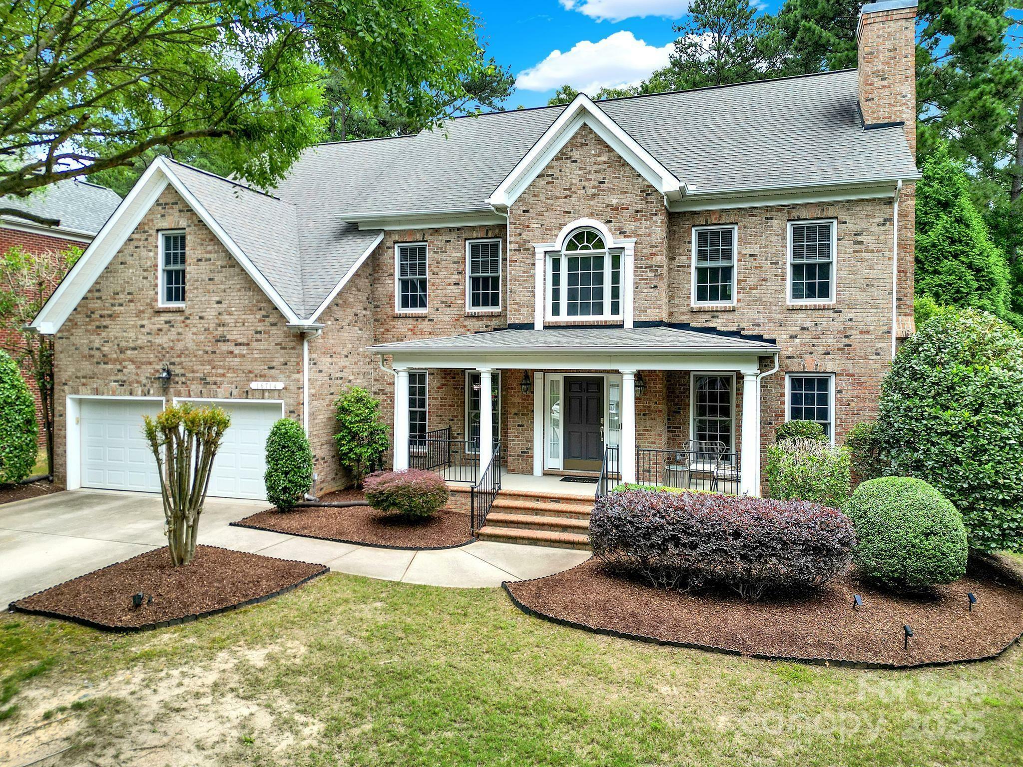 Property Photo: 16714 Hammock Creek Place NC 28278
