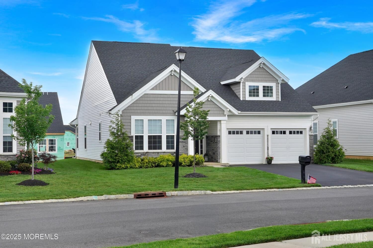 Property Photo:  69 Starlight Drive  NJ 08831 