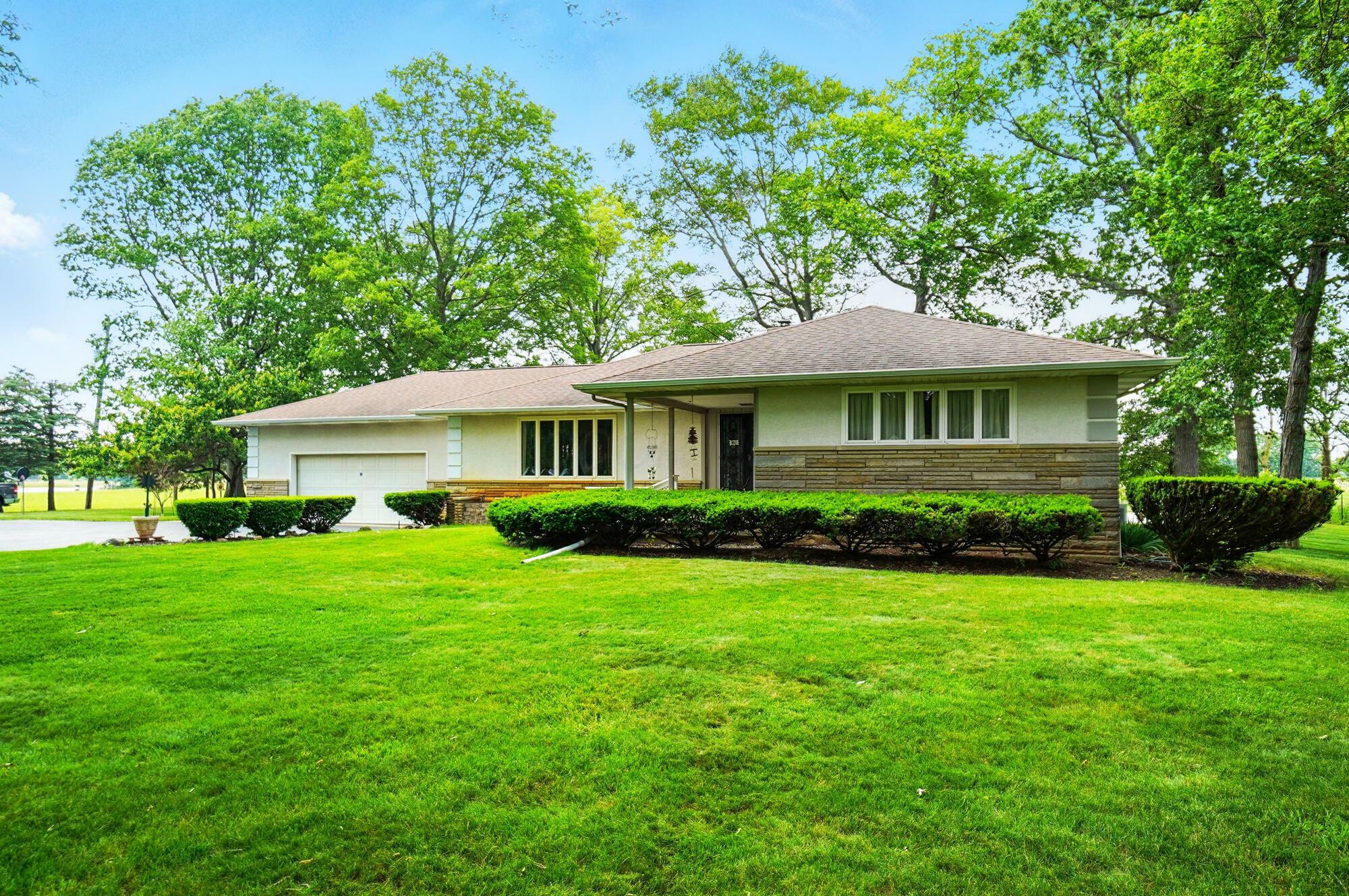 Property Photo: 8430 Patterson Road OH 43026