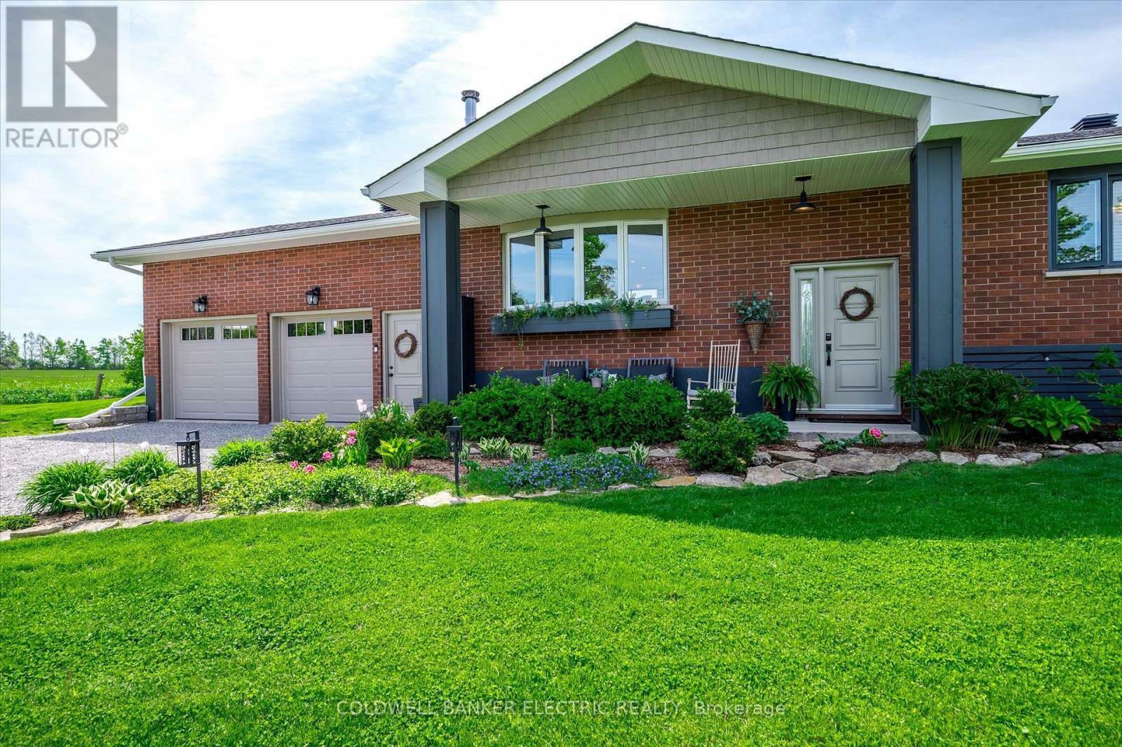 Property Photo: 164 Islay Road ON K0M 2T0
