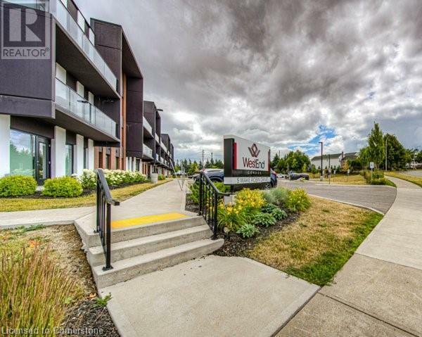 Property Photo: 5 Wake Robin Drive 107 ON N2E 0H6