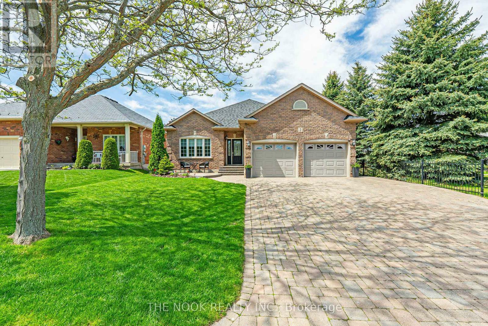 Property Photo: 2 Decoe Court ON L1E 3G8