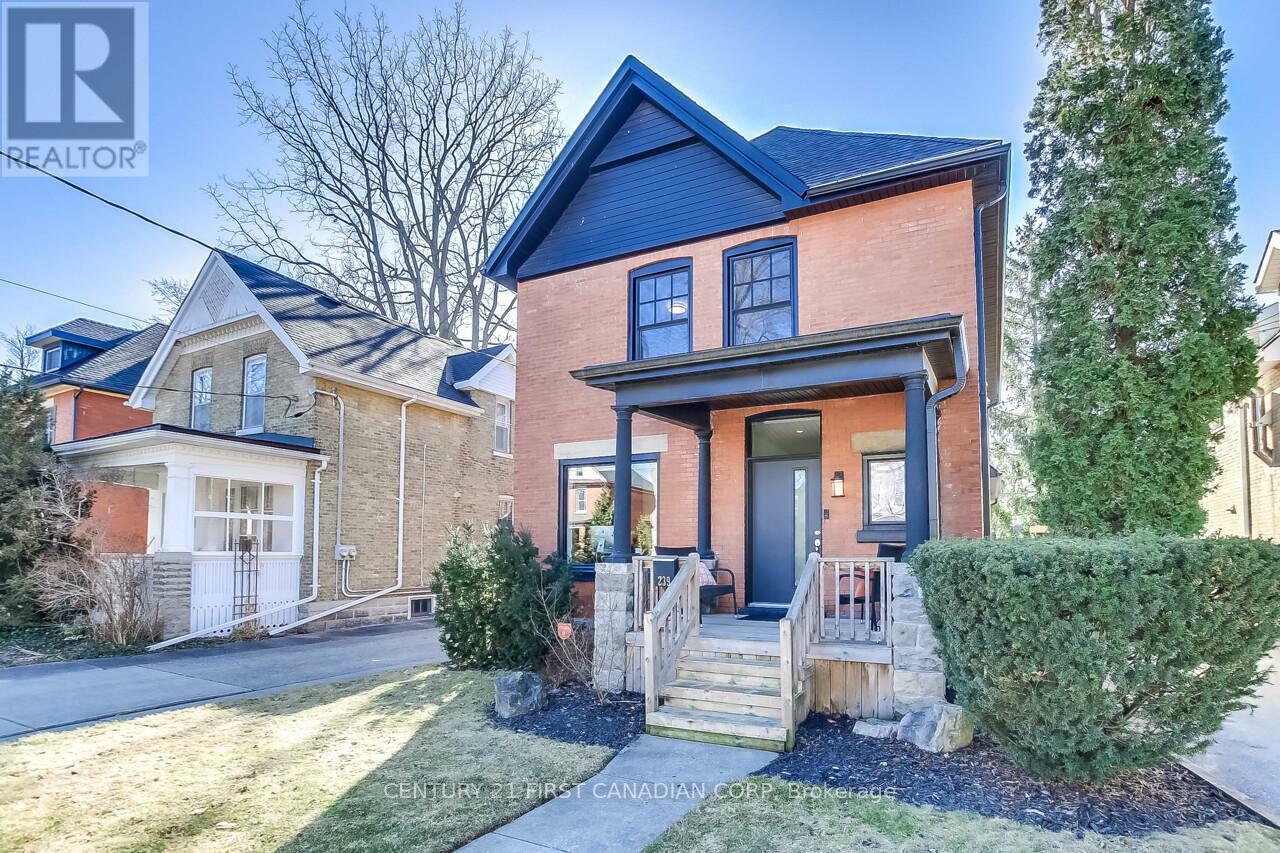 239 Tecumseh Avenue East  London South (South F) ON N6C 1S7 photo