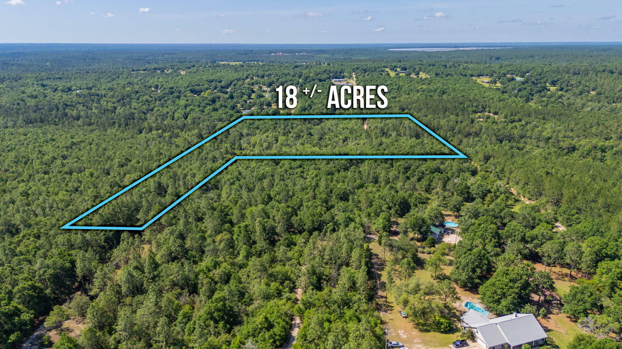 Property Photo: 18 Canyon Trail FL 32531