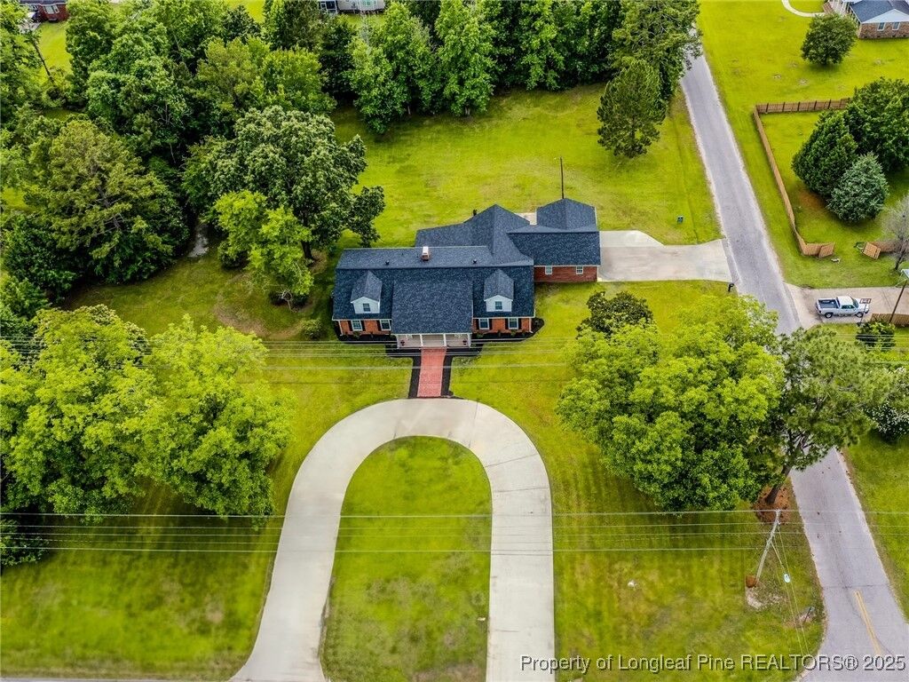 Property Photo: 5307 N Fayetteville Road NC 28360