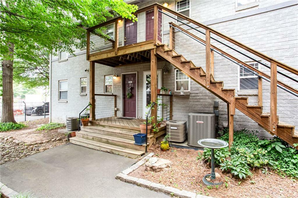 Property Photo: 40 Daniel Street SE 1 GA 30312