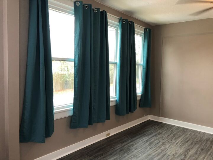 Property Photo:  911 Lamore Street  GA 31907