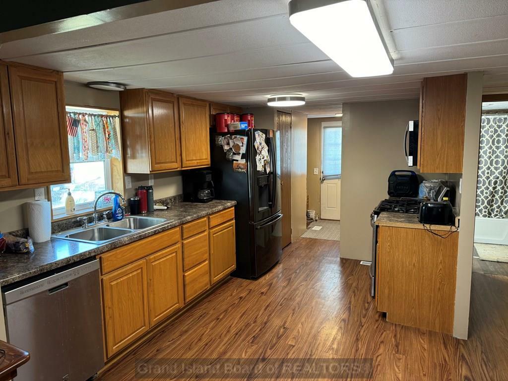 Property Photo: 4105 W Airport Rd NE 68803