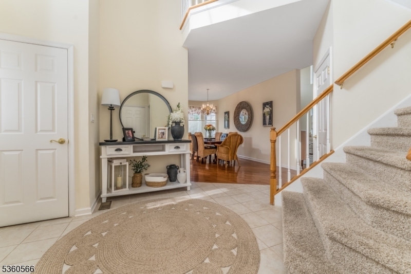 Property Photo: 6 Apgar Ct NJ 08822