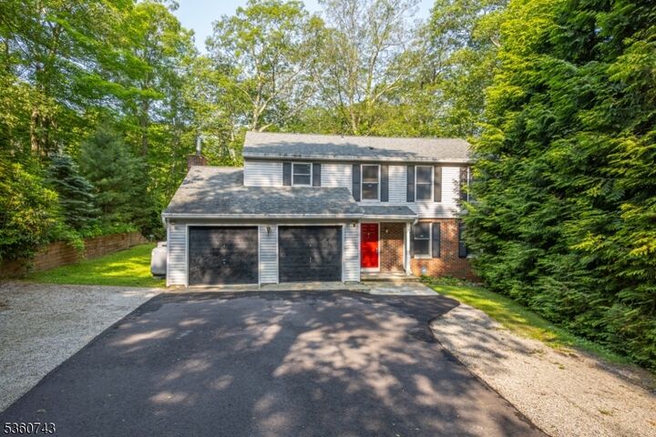 15 Lisa Dr  Vernon Twp. NJ 07422 photo