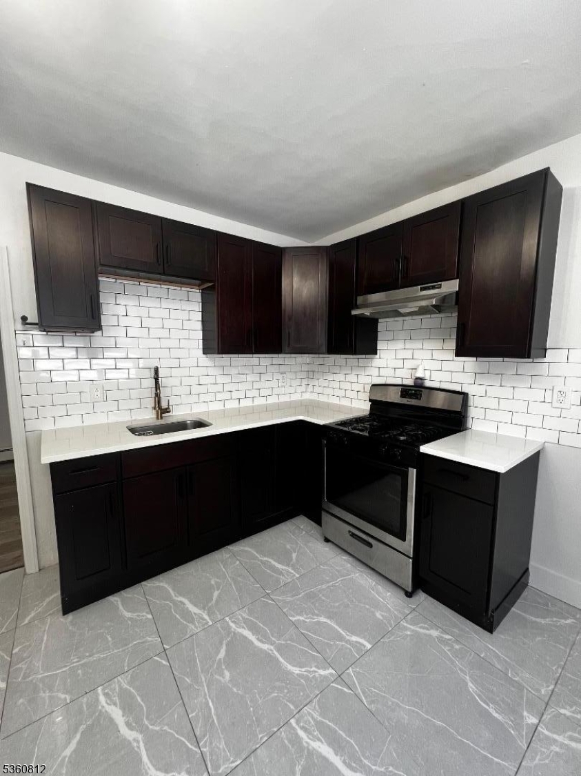 Property Photo: 44 W 11th St 2 NJ 07002