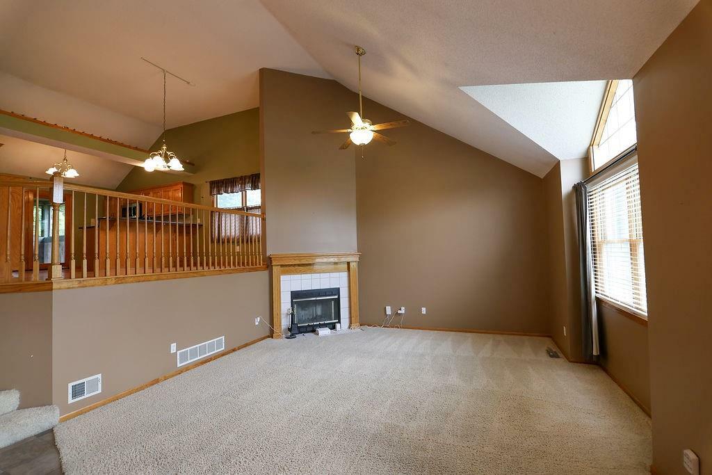 Property Photo: 3804 SW Briarwood Drive MO 64082