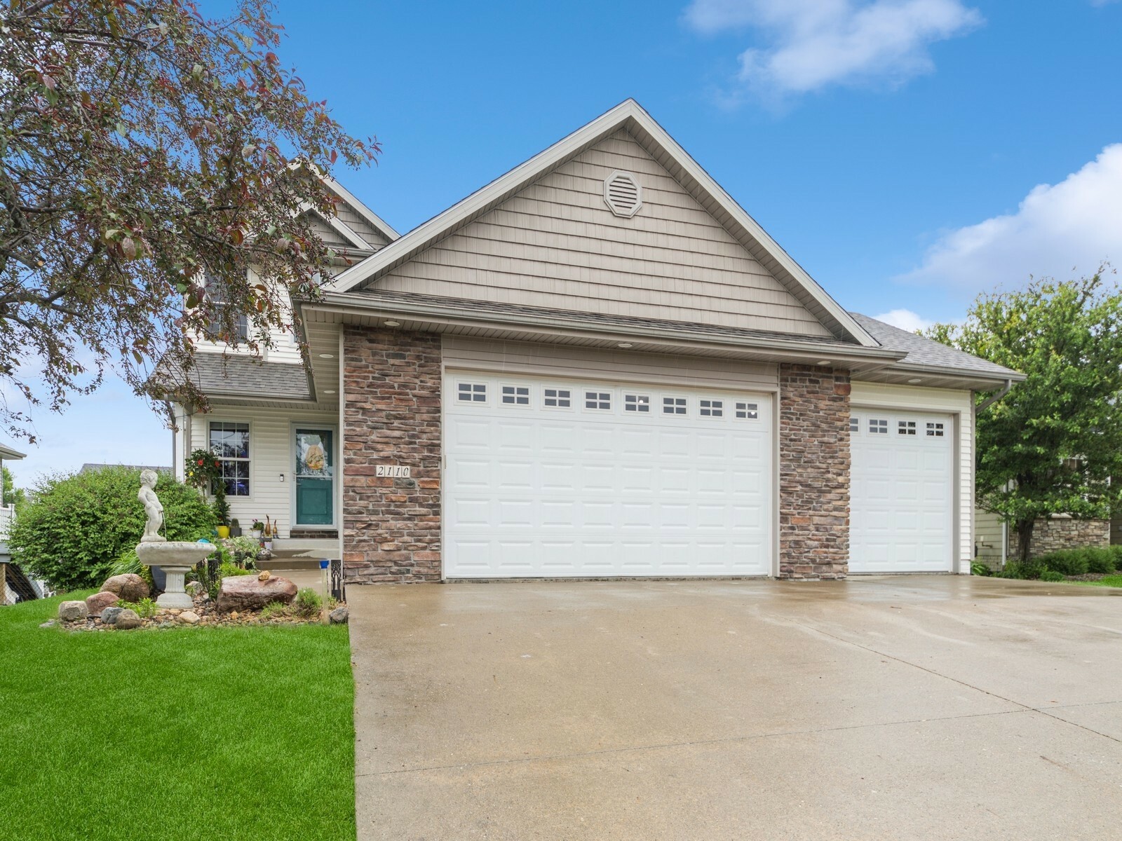 2110 SE Leeann Drive  Waukee IA 50263 photo