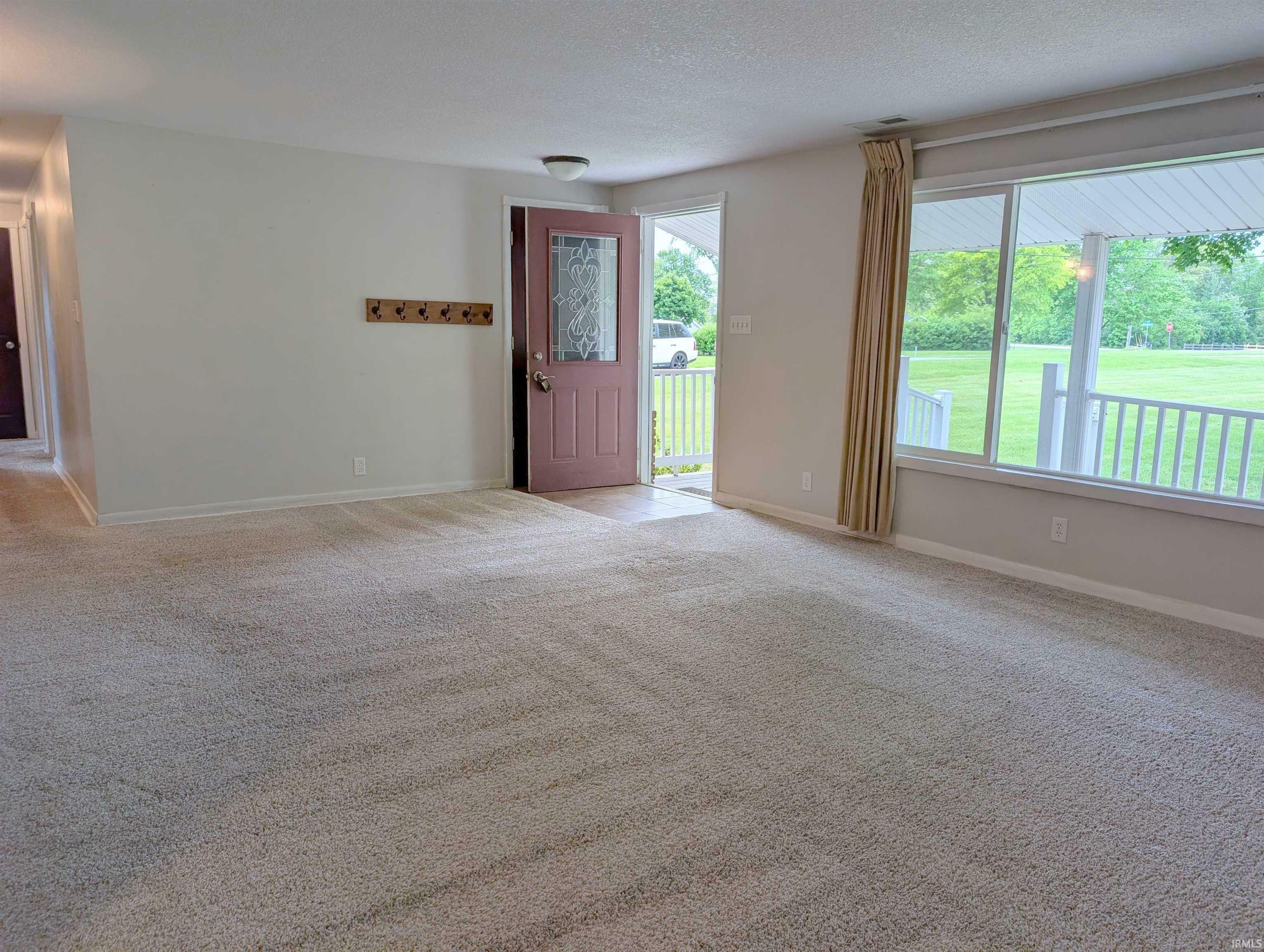 Property Photo: 4719 Leesburg Road IN 46808