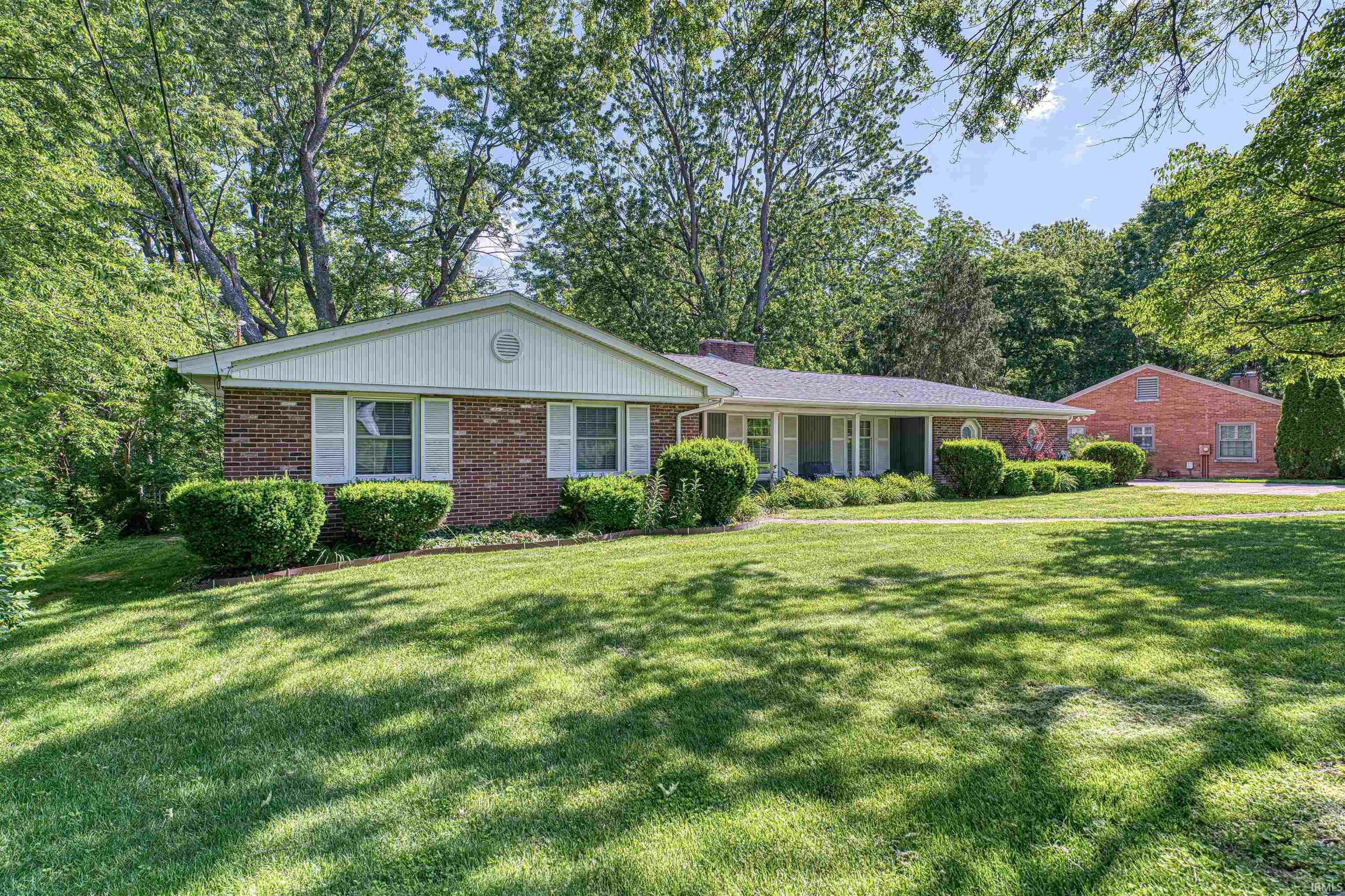 Property Photo: 6018 Newburgh Road IN 47715