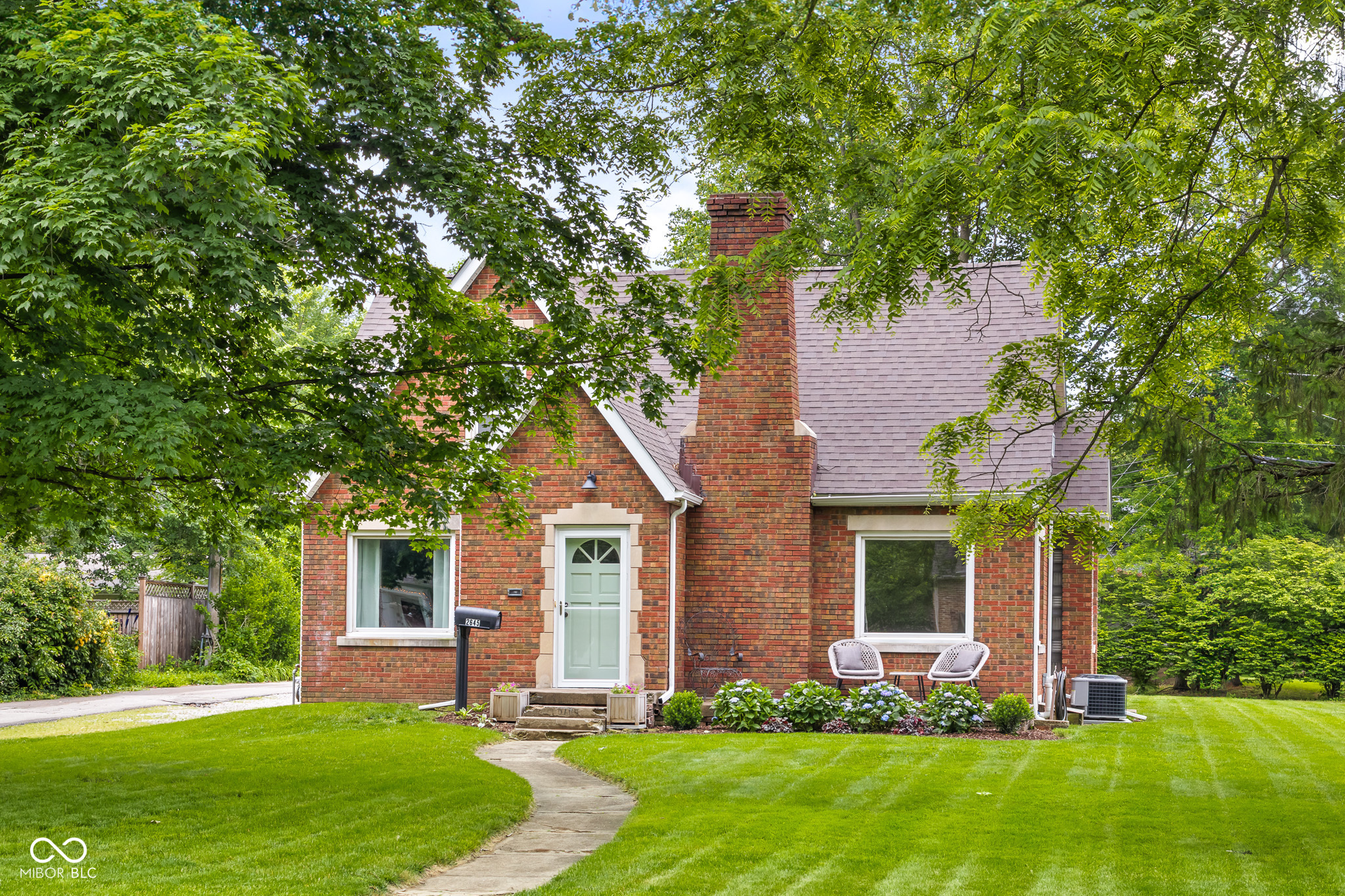 Property Photo: 2645 Washington Street IN 47201