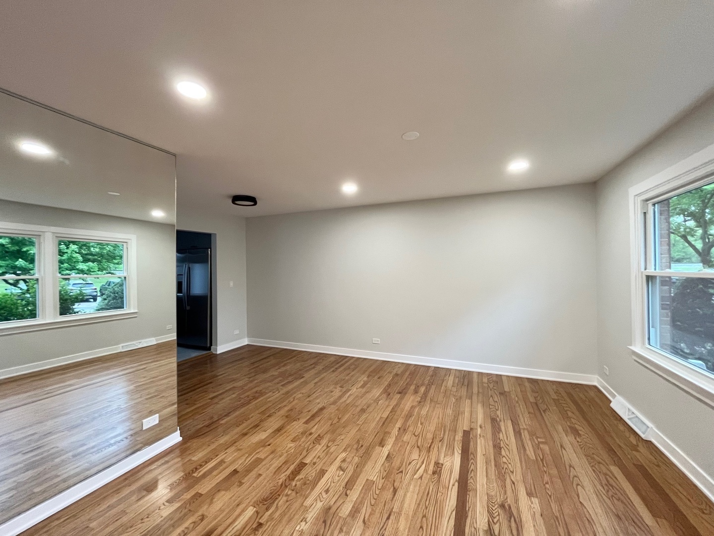 Property Photo: 1770 Henley Street C IL 60025