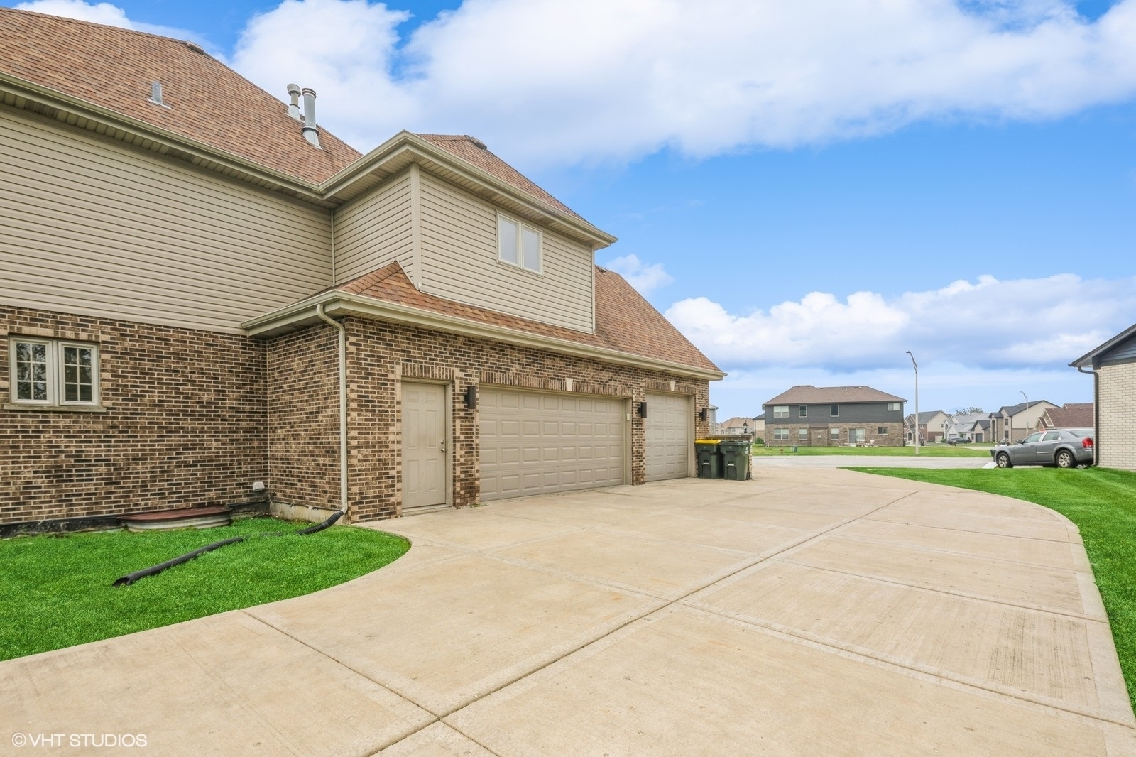 Property Photo: 3140 Juniper Court IL 60411
