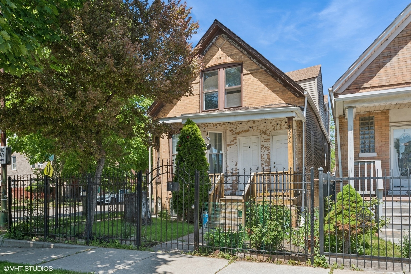Property Photo:  3554 W Hirsch Street  IL 60651 