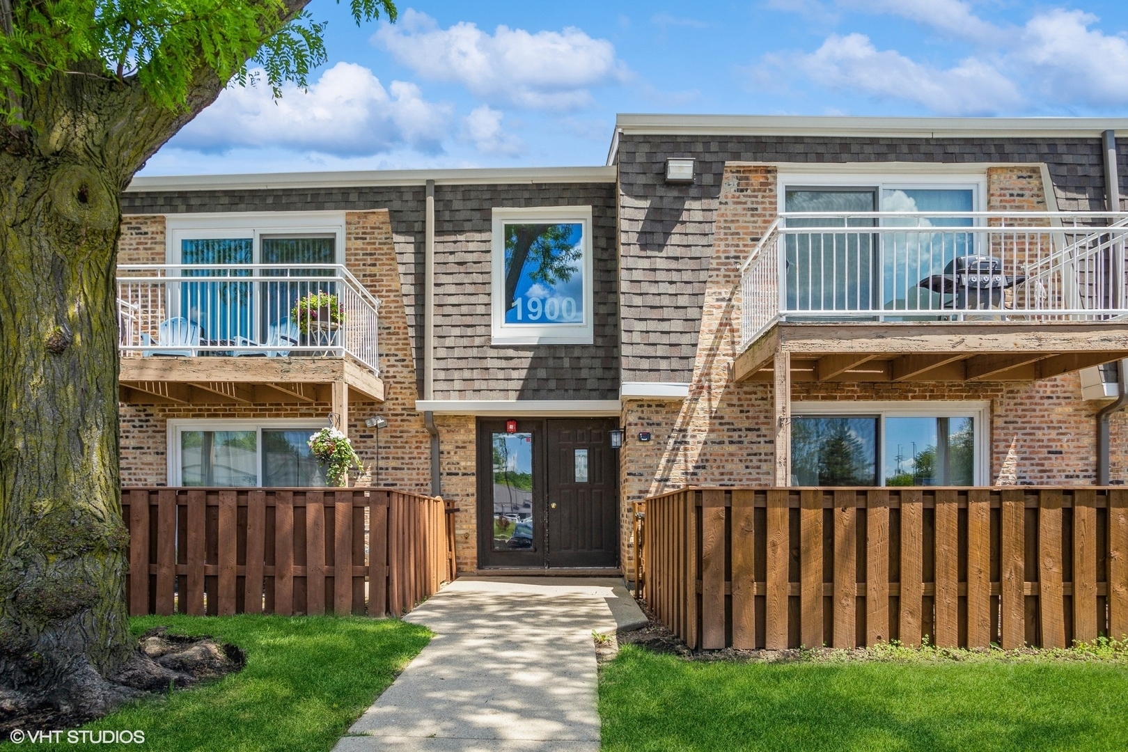 Property Photo: 1900 Plum Grove Road 1A IL 60008