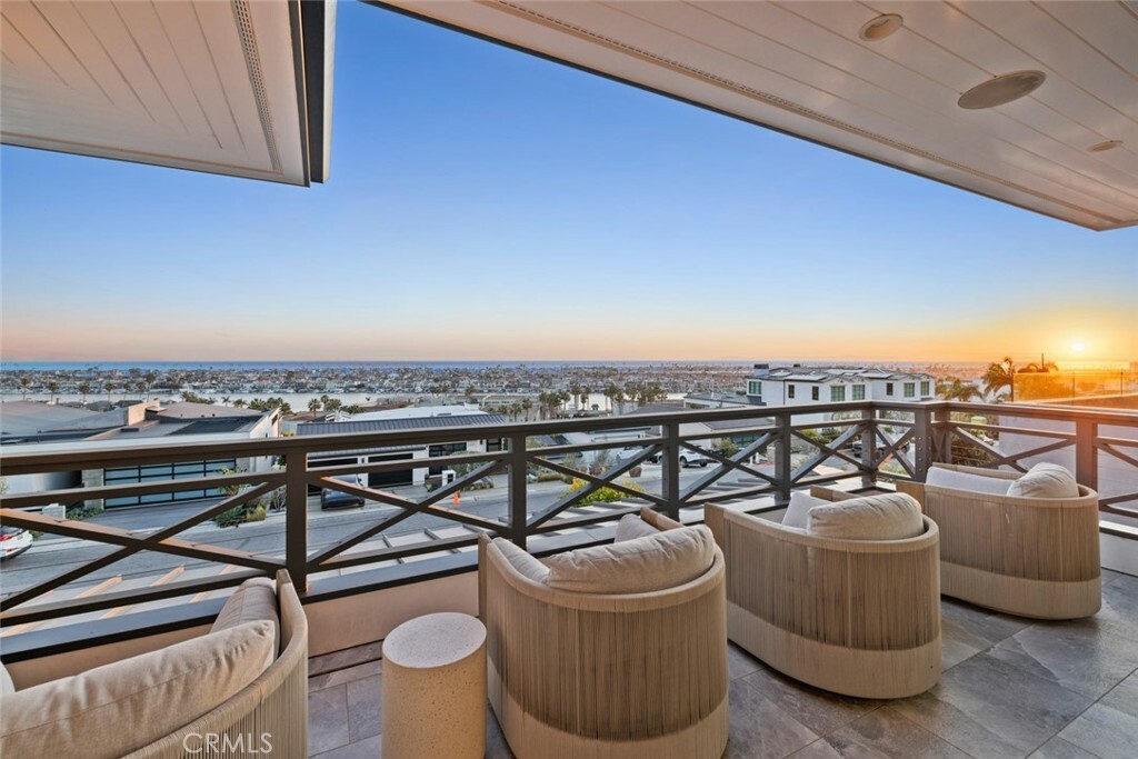 1010 Kings Road  Newport Beach CA 92663 photo