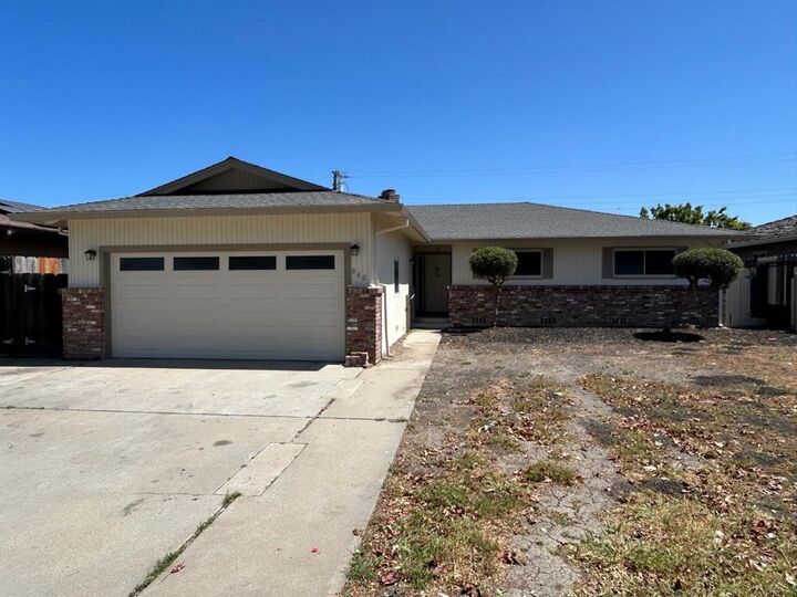 840 Archer Street  Salinas CA 93901 photo