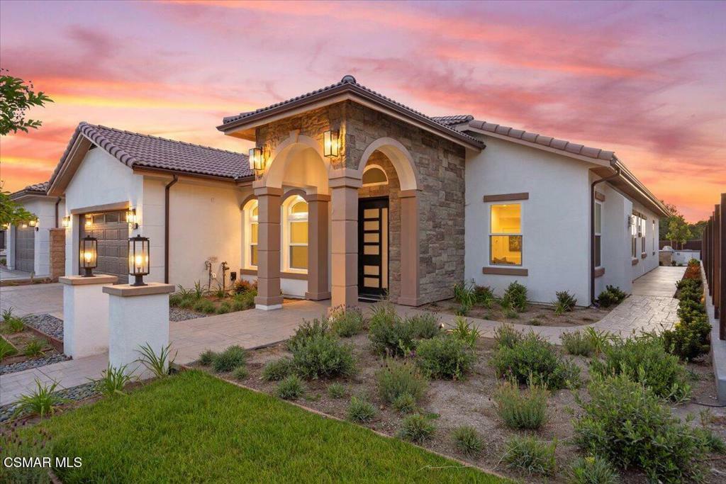Property Photo: 339 Toyon Court CA 91362
