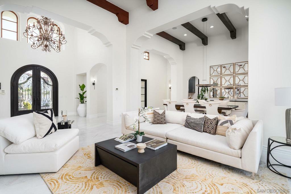 Property Photo: 7630 Iluminado CA 92127
