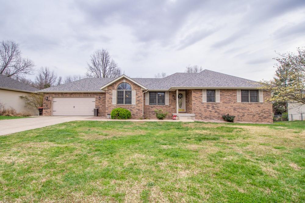 Property Photo: 800 Rosewood Drive MO 65536