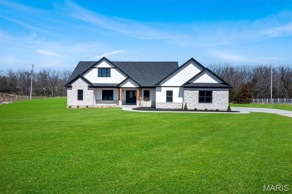Property Photo: 973 Buckner Road MO 63385